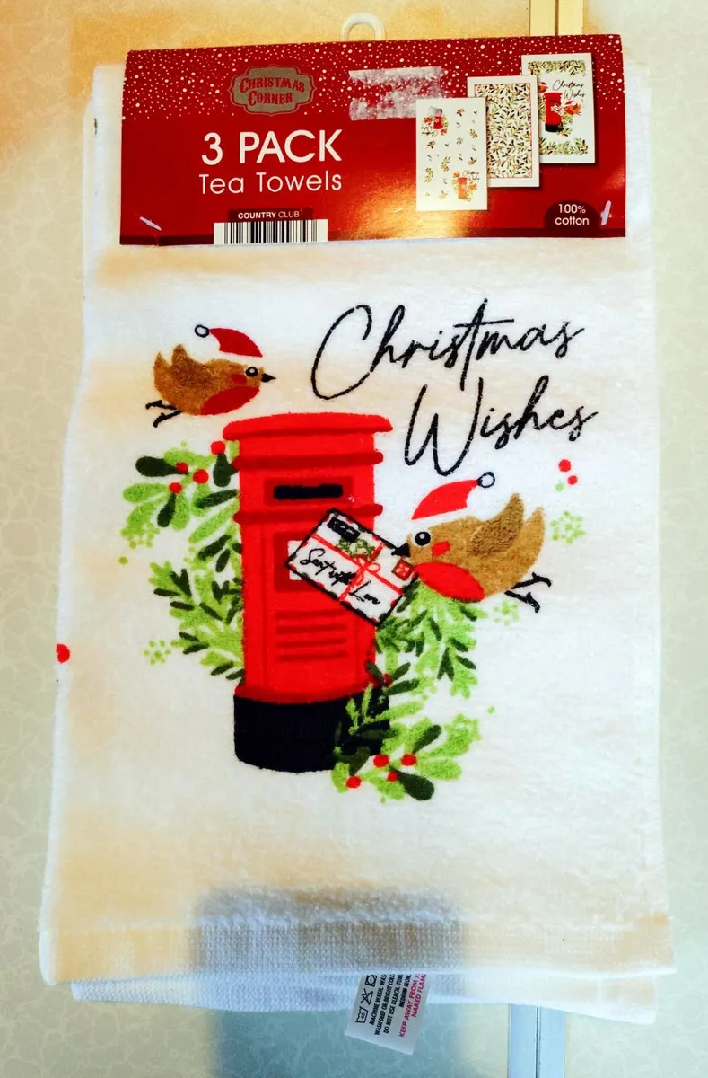 3 PACK FESTIVE TEA TOWELS (NEW). - Image 1