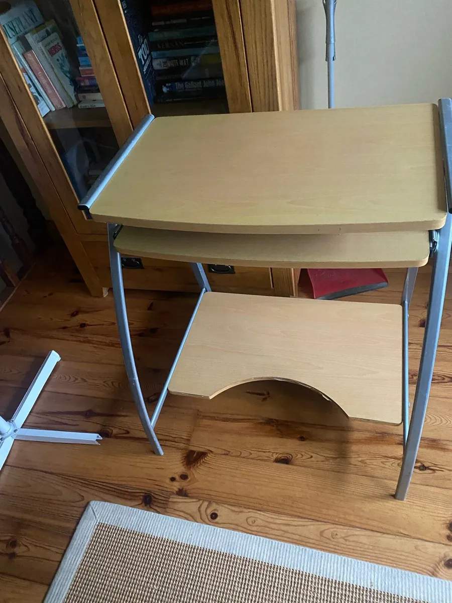 Desk - Image 2