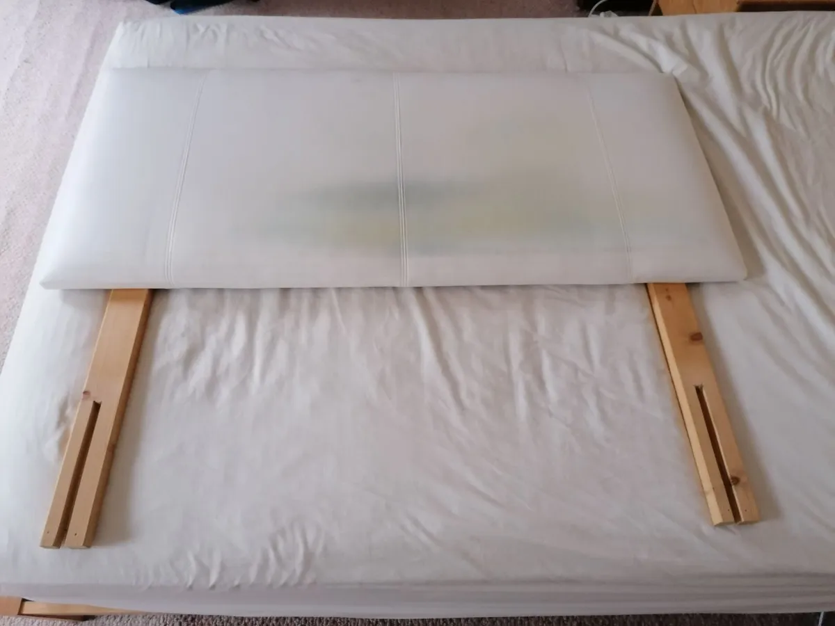 Head board free to take away