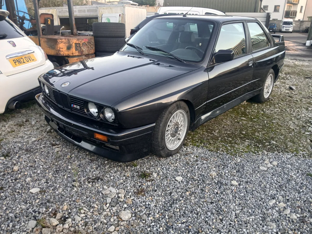 Bmw M3 E30  1989 - Image 2