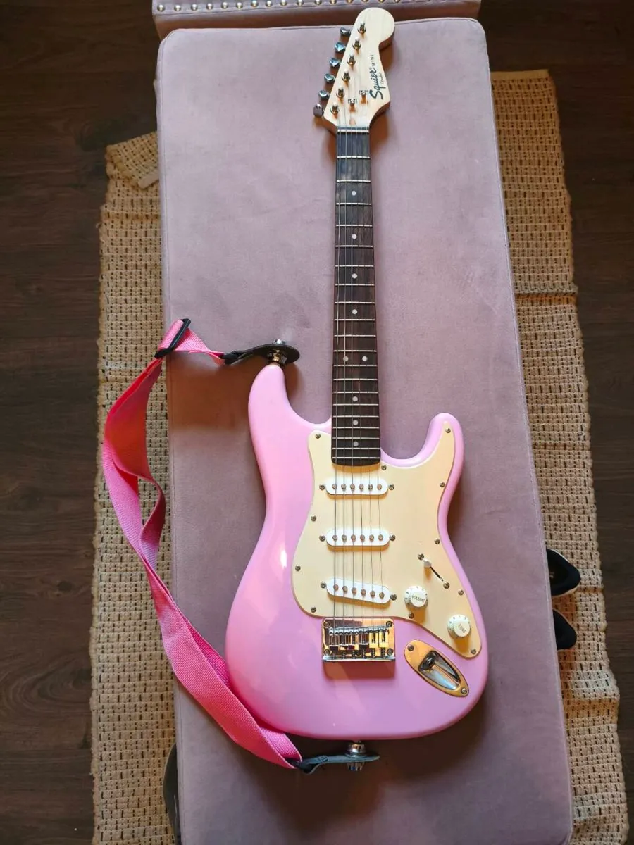 Squier mini - Image 1
