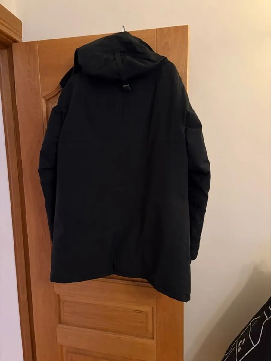 Canada Goose Mens Coat L/G - Image 2