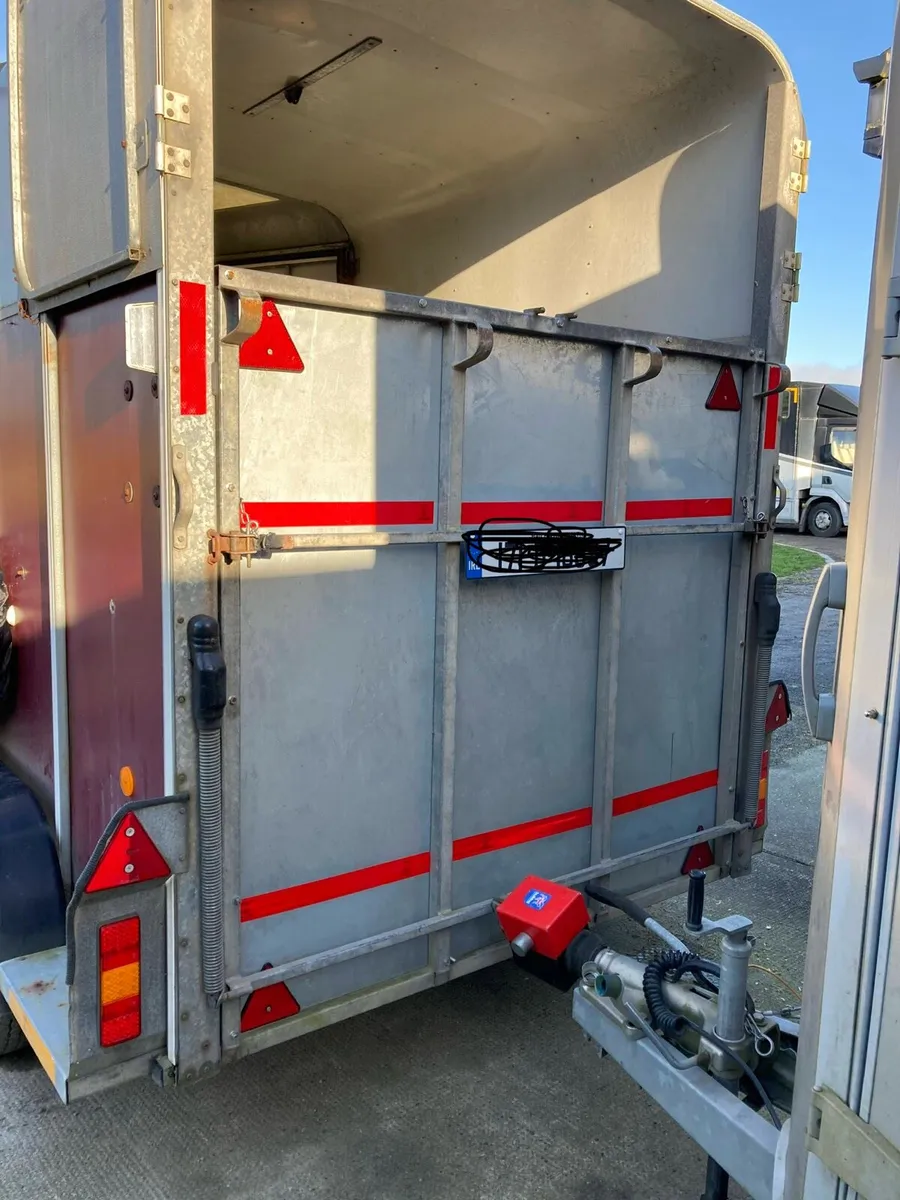 I for Williams HB510 horsebox - Image 4
