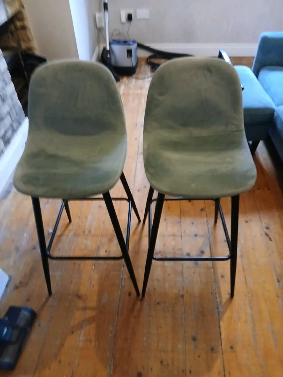 High stools - Image 1