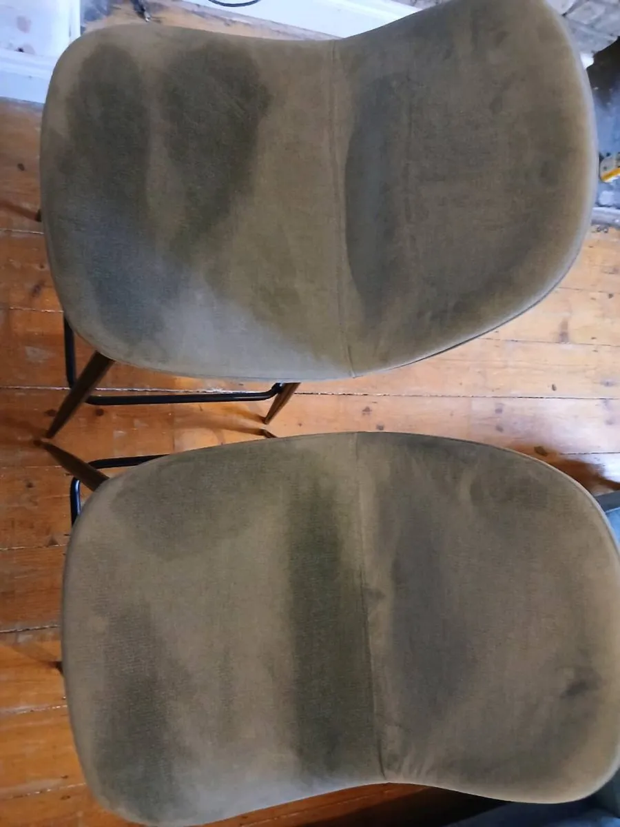 High stools - Image 2