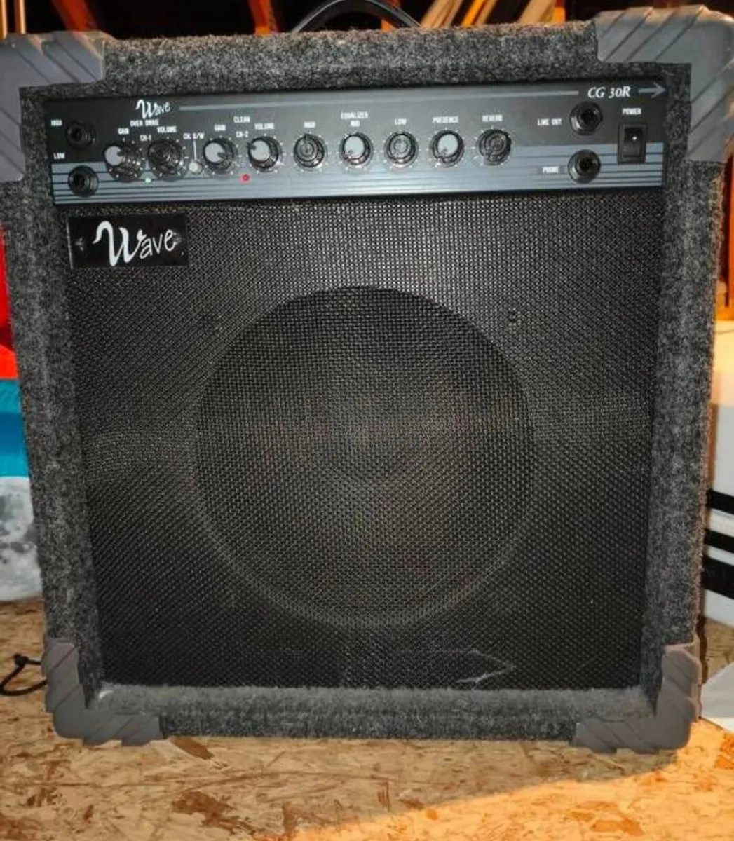 Guitar amplifier - Image 1