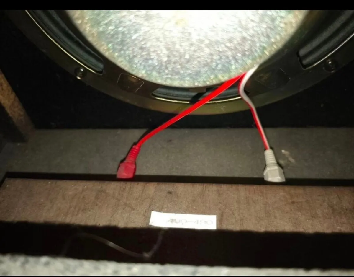Guitar amplifier - Image 4