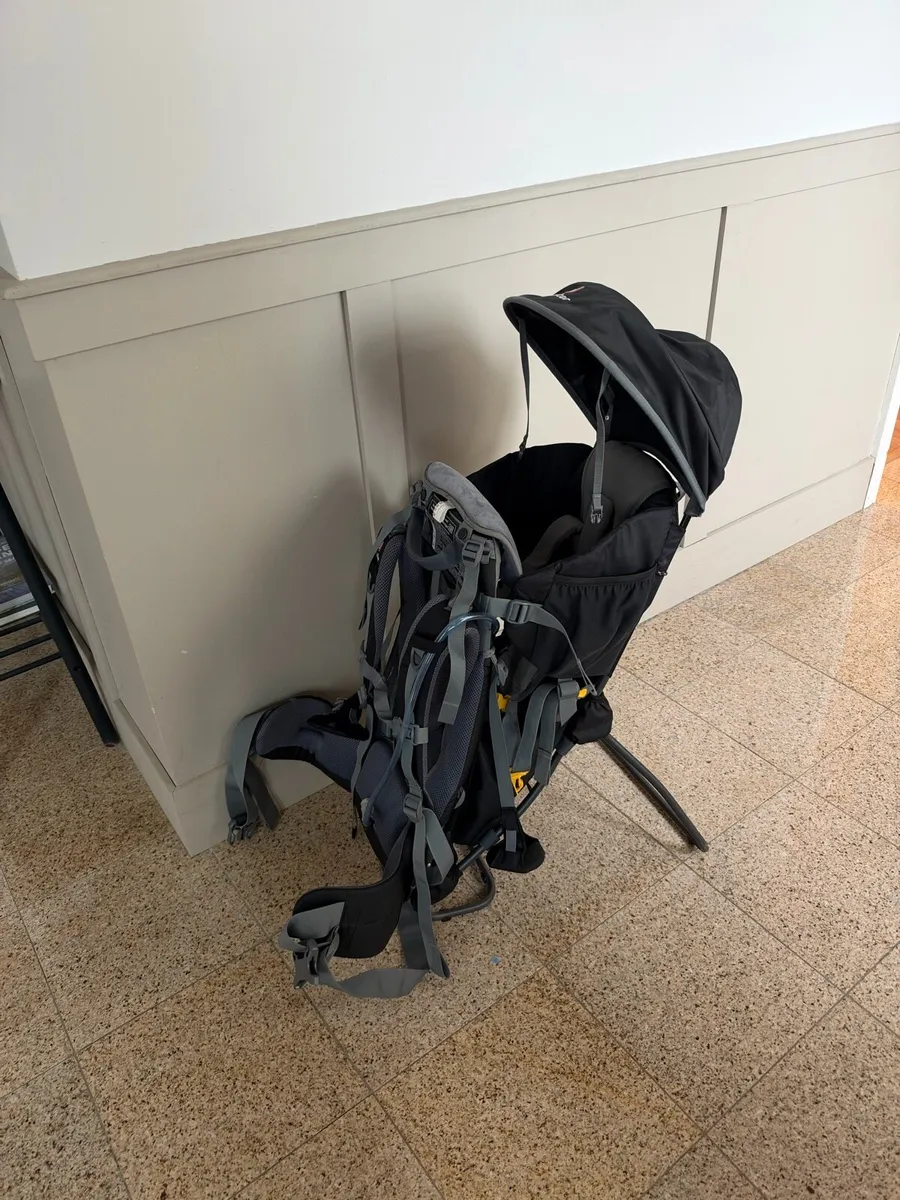 Decathlon child hiking carry backpack - Image 3