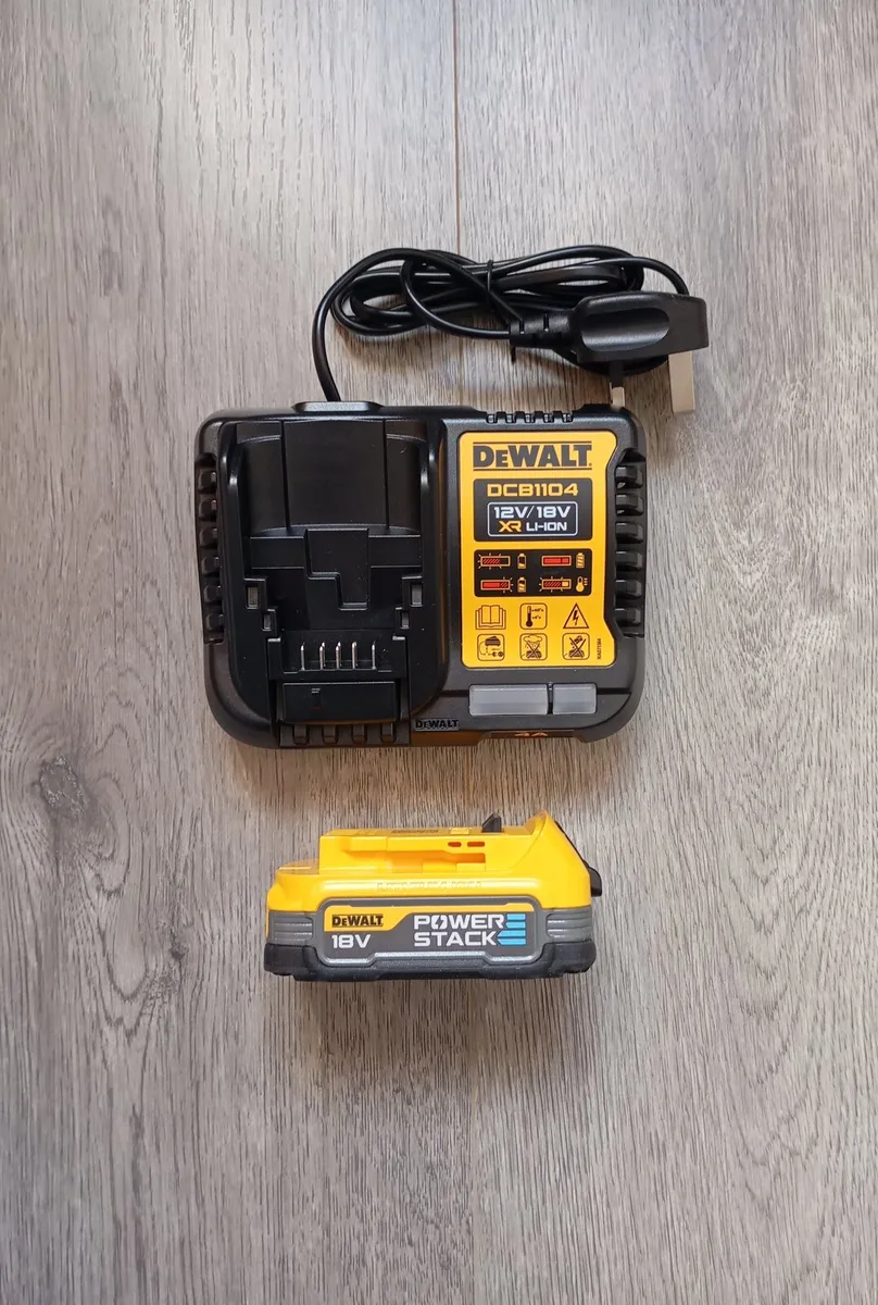 DeWalt Combi Drill - Image 4