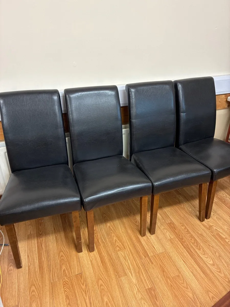4 Leather Dinjng chairs - Image 1