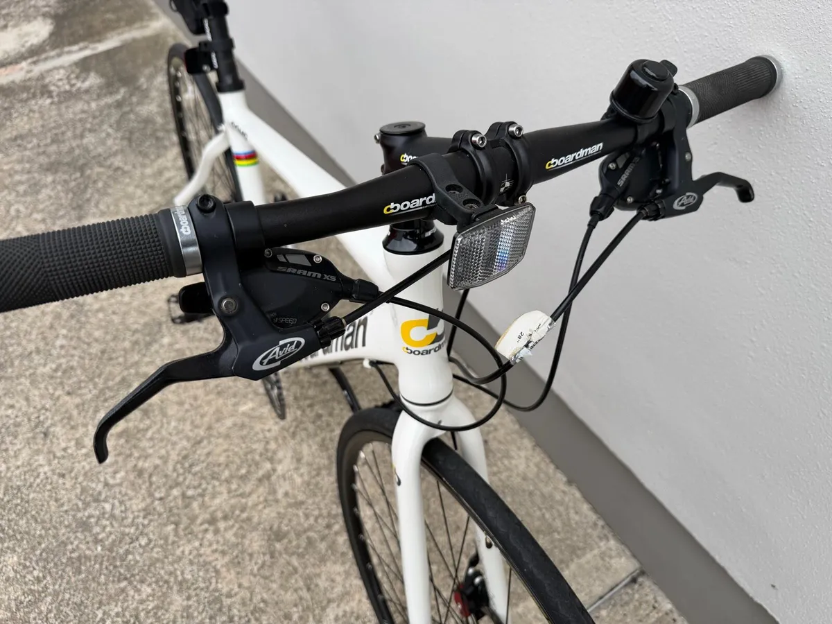 Boardman Hybrid Men’s bike - Image 4