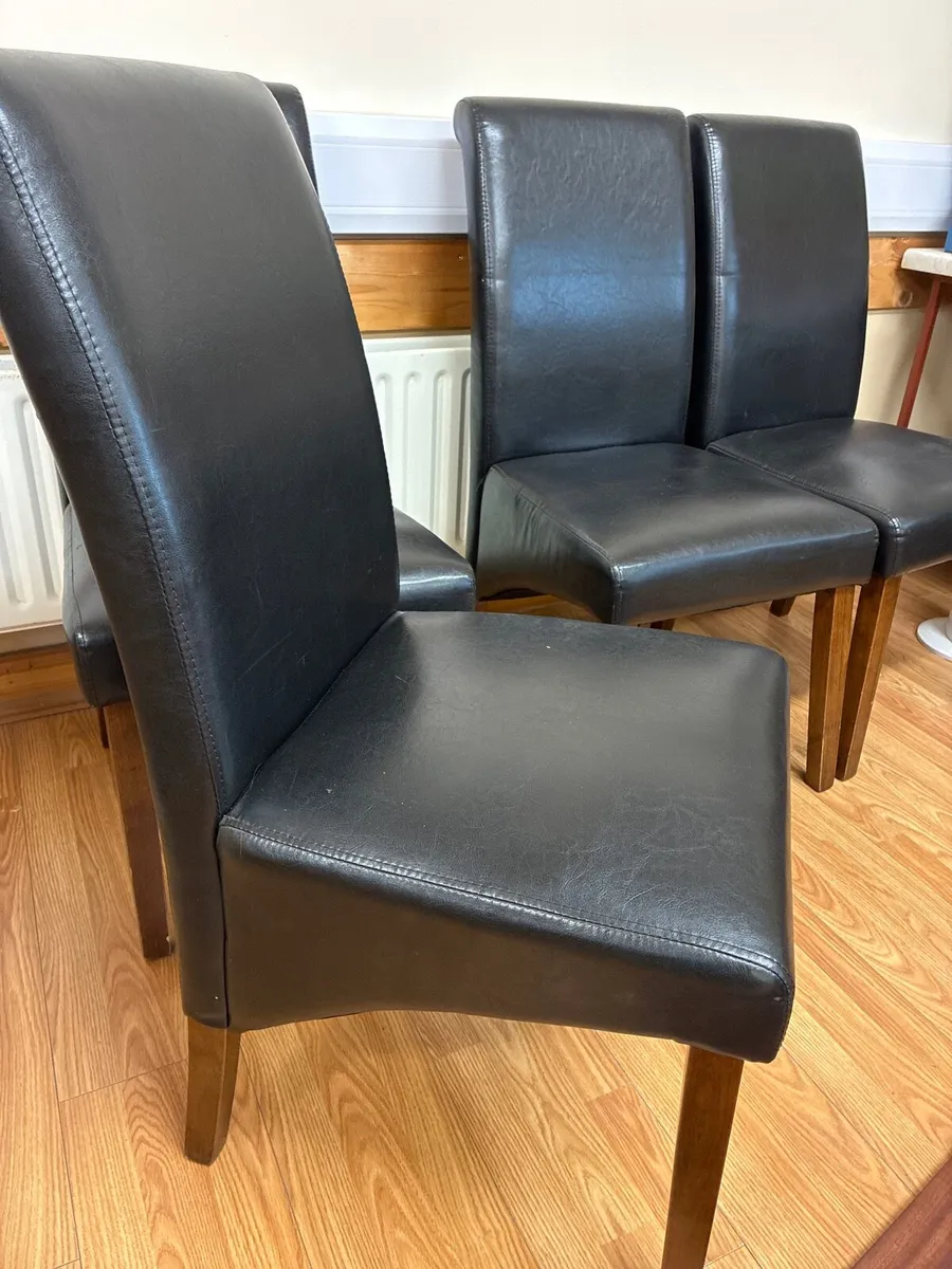 4 Leather Dinjng chairs - Image 2