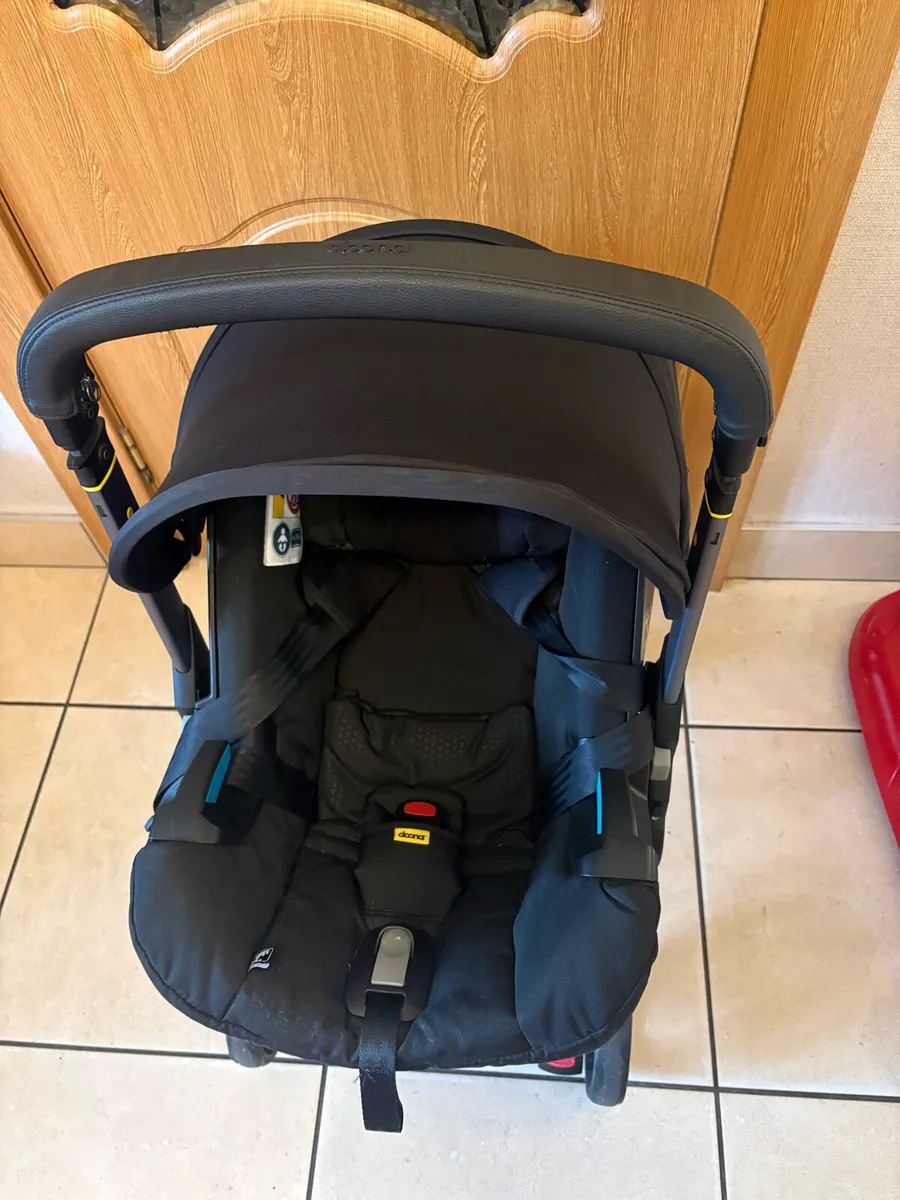 Doona I car seat & isofix - Image 3