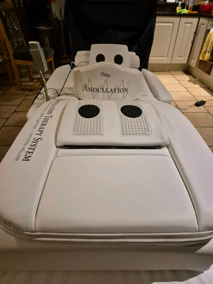 Frequency Massage Bed - Image 2