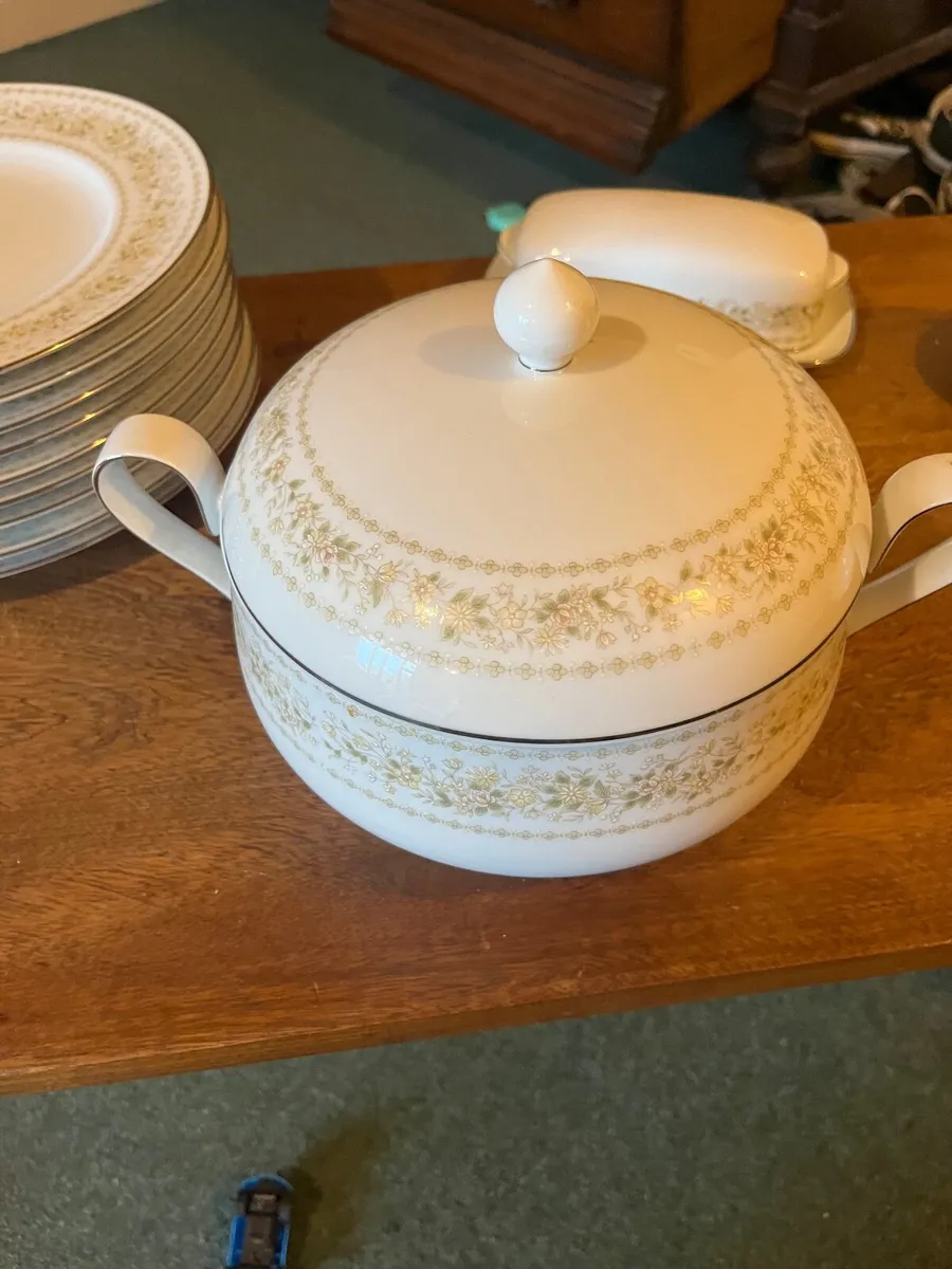 China set - Image 2