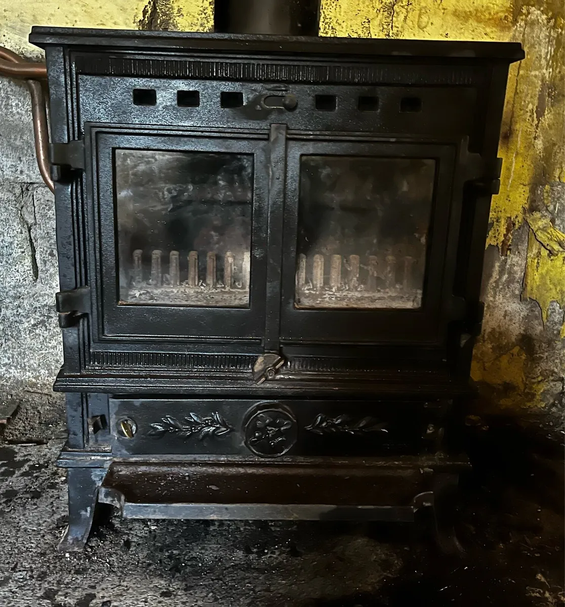 12KW Stovax stove with back boiler - Image 2