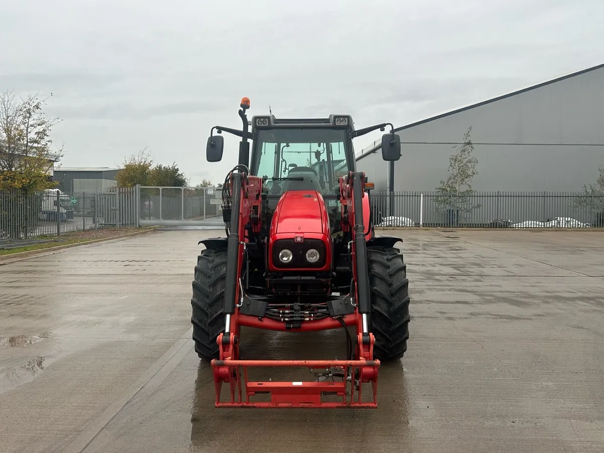 Massey Ferguson 5445 Dyna 4 - Image 3