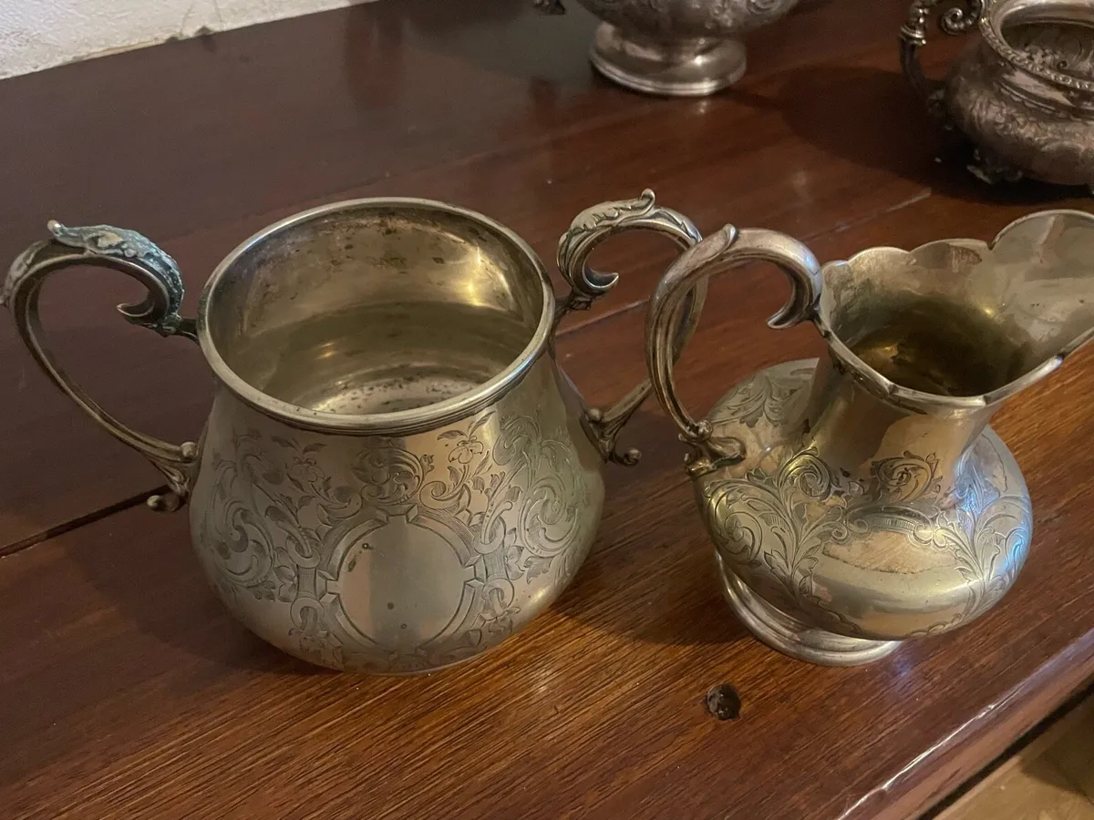 Large sugar and milk jug - Image 2