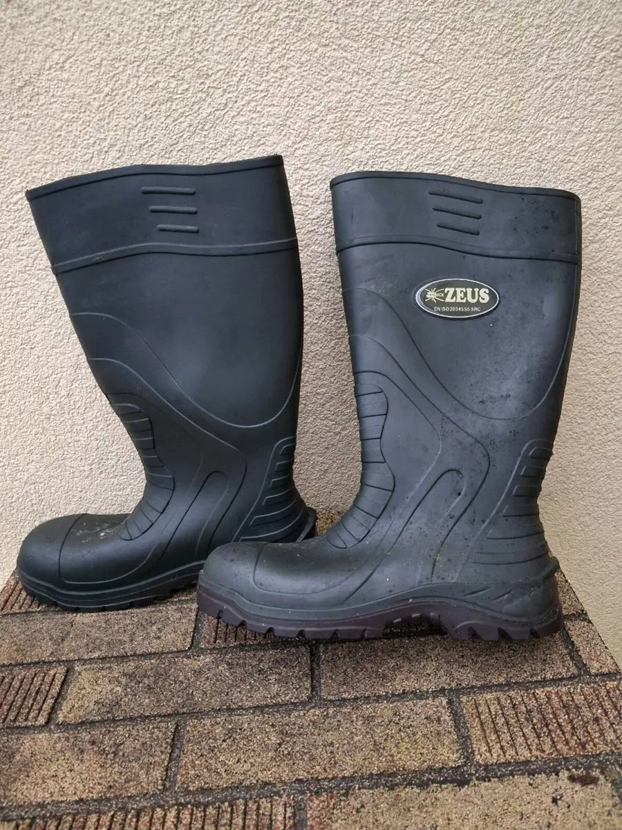 ZEUS high quality Wellingtons - Image 1