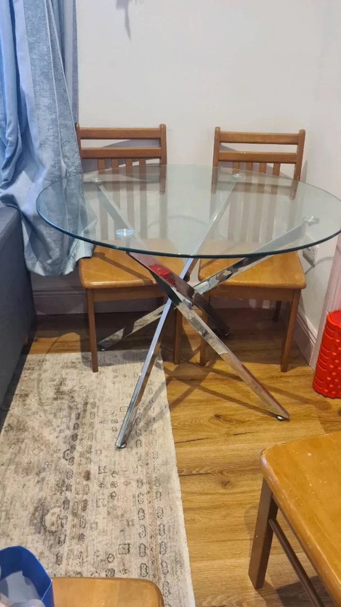 Kitchen Table - Image 1