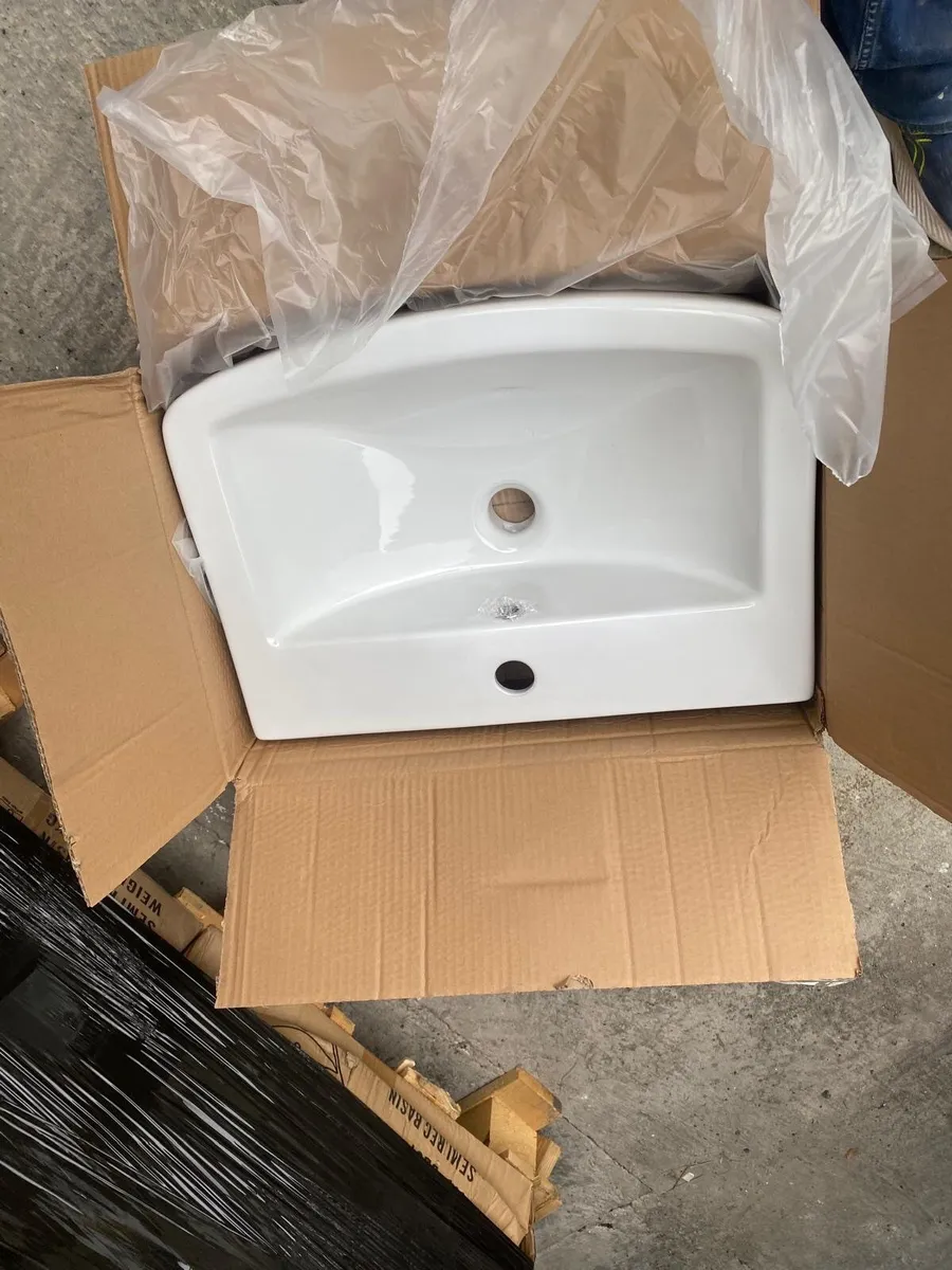 Sinks semi recessed - Image 3