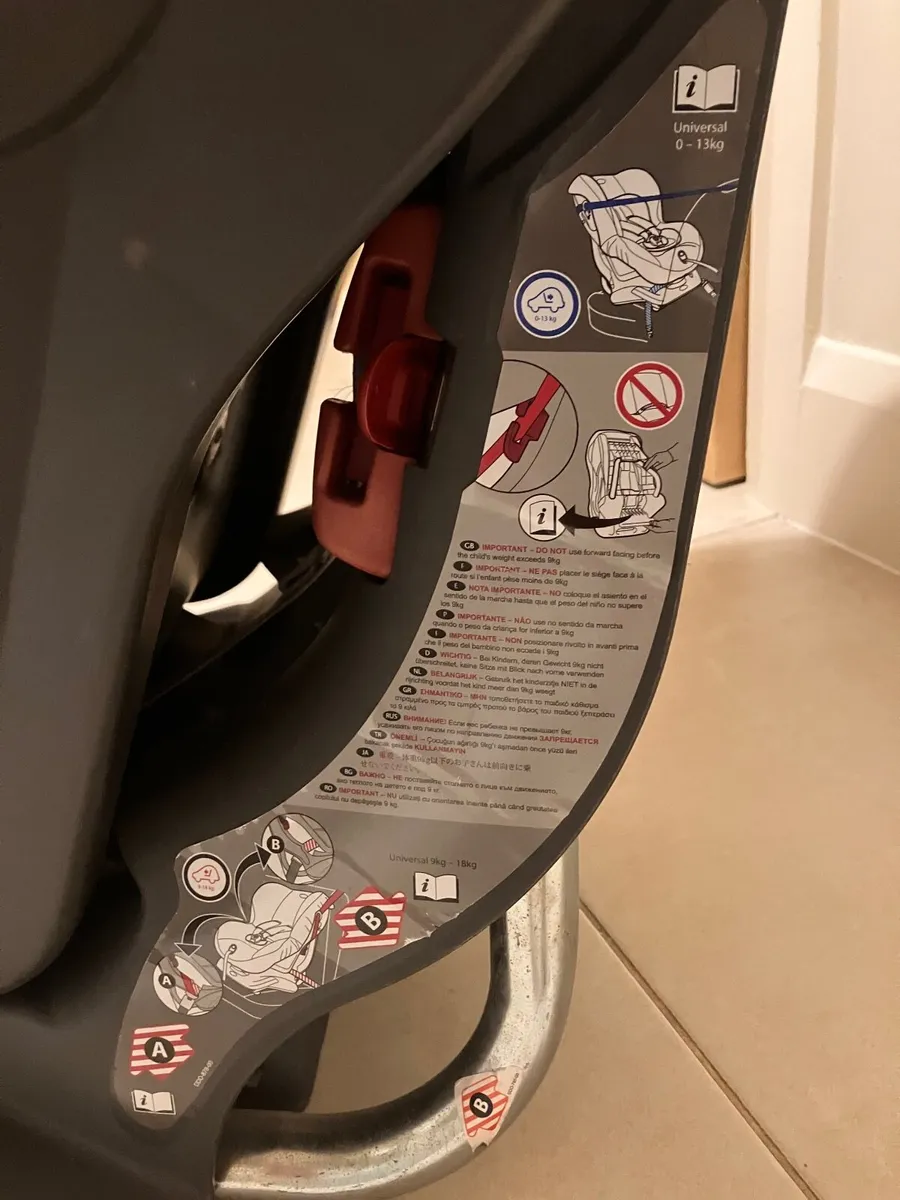 Child car seat - Romer Britax - for free - Image 3