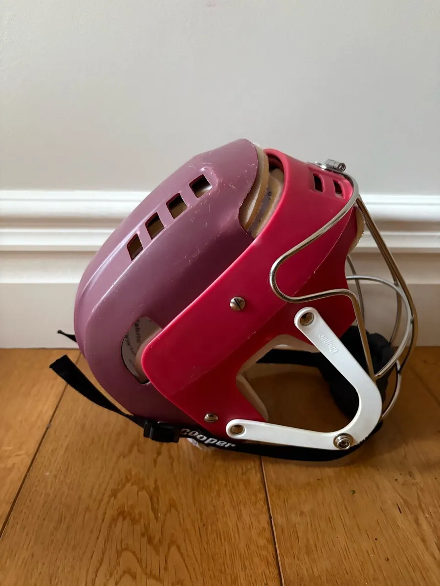 Cooper Sk100 Hurling Helmet - Image 4