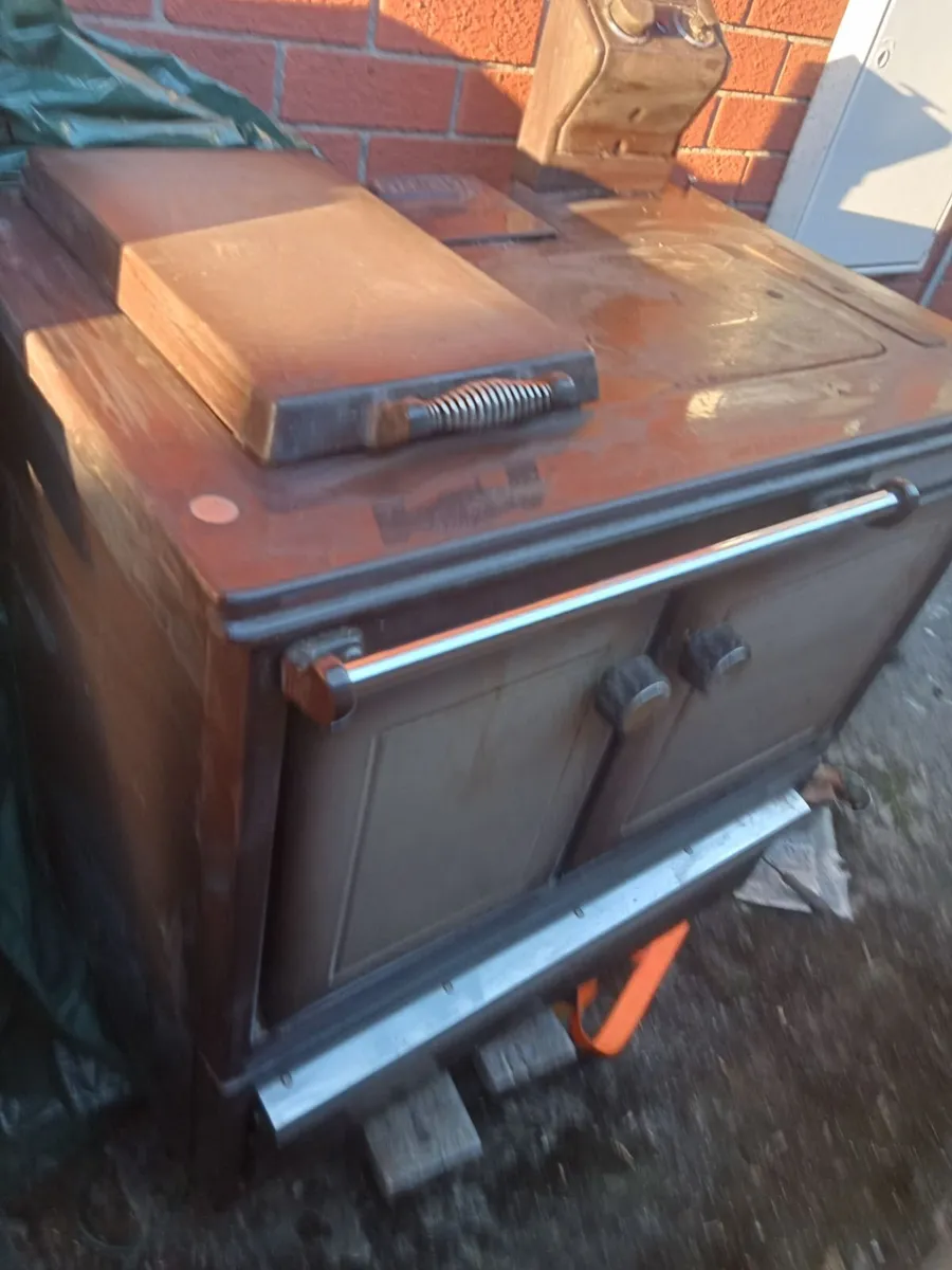 Stanley  90 range cooker - Image 2