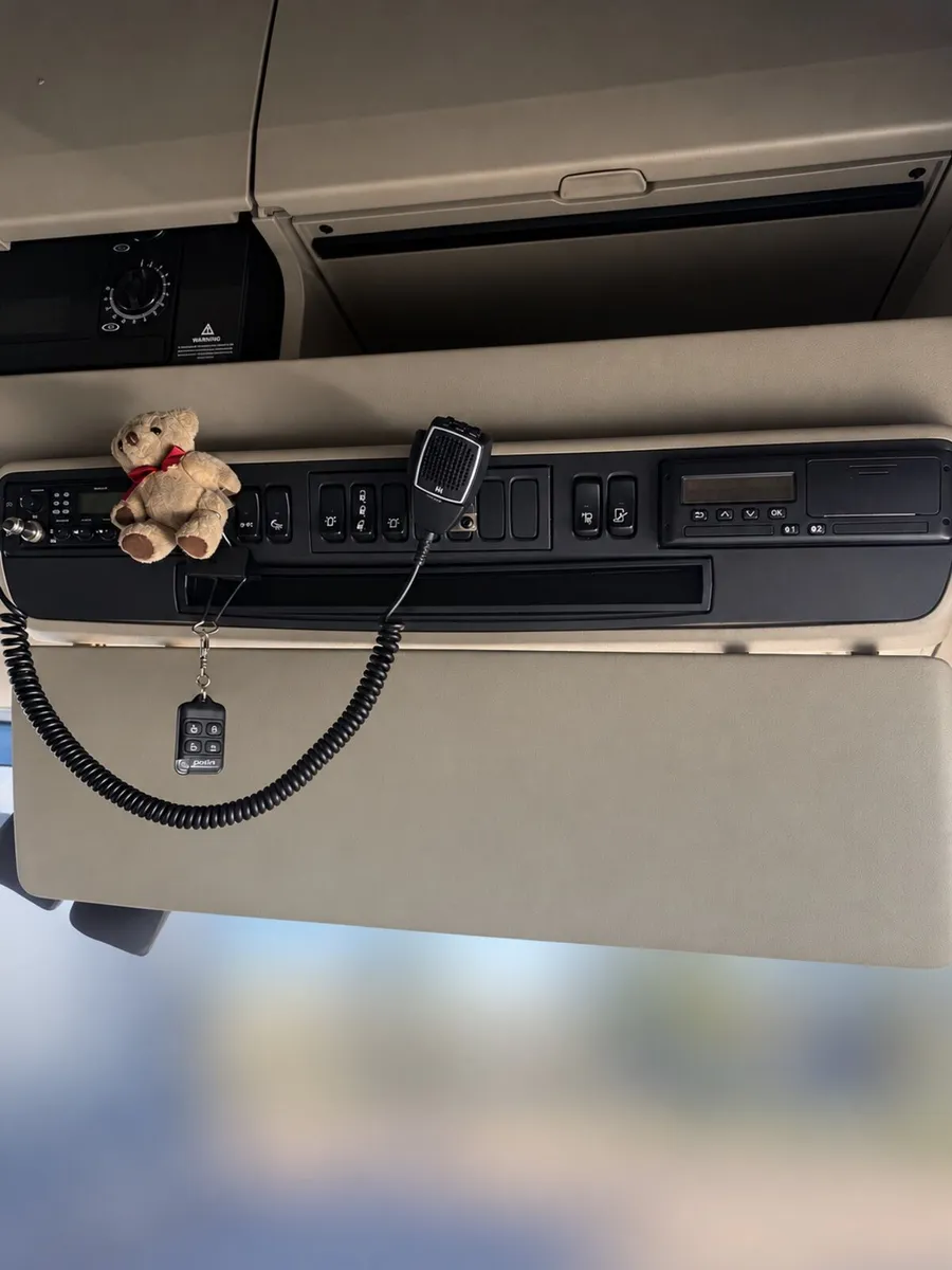 2015 Scania R580 - Image 2