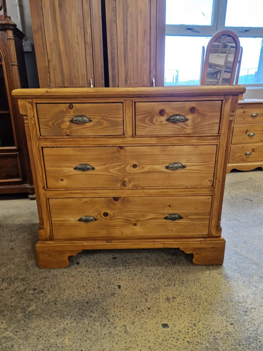 Bedroom furniture, pine workshop - Image 2