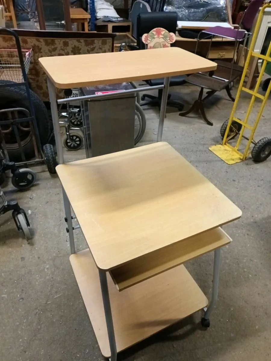 Computer Desk - Image 1