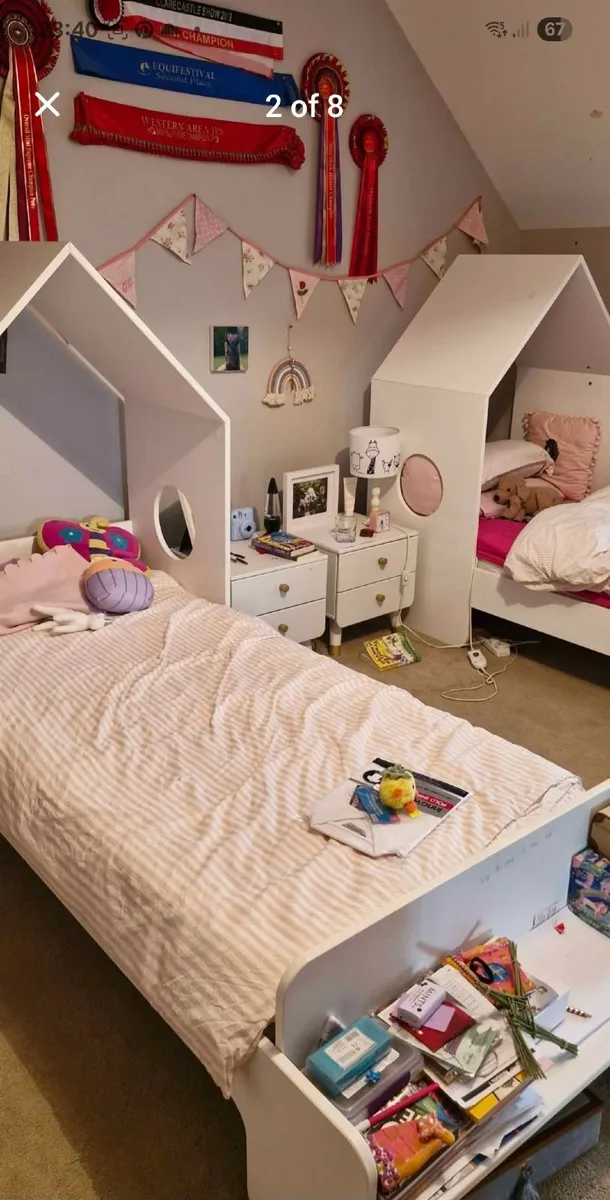 Kids house beds - Image 1