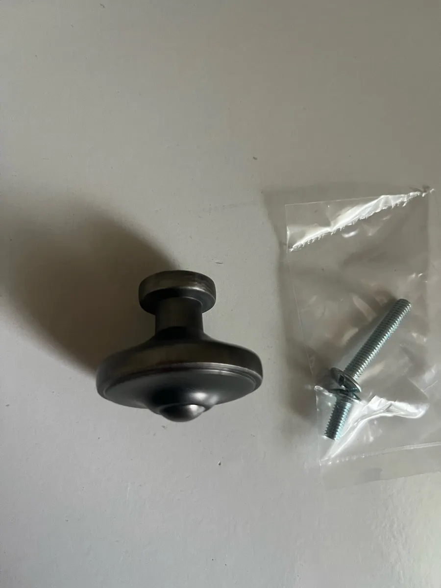 Knob Handles - Image 1