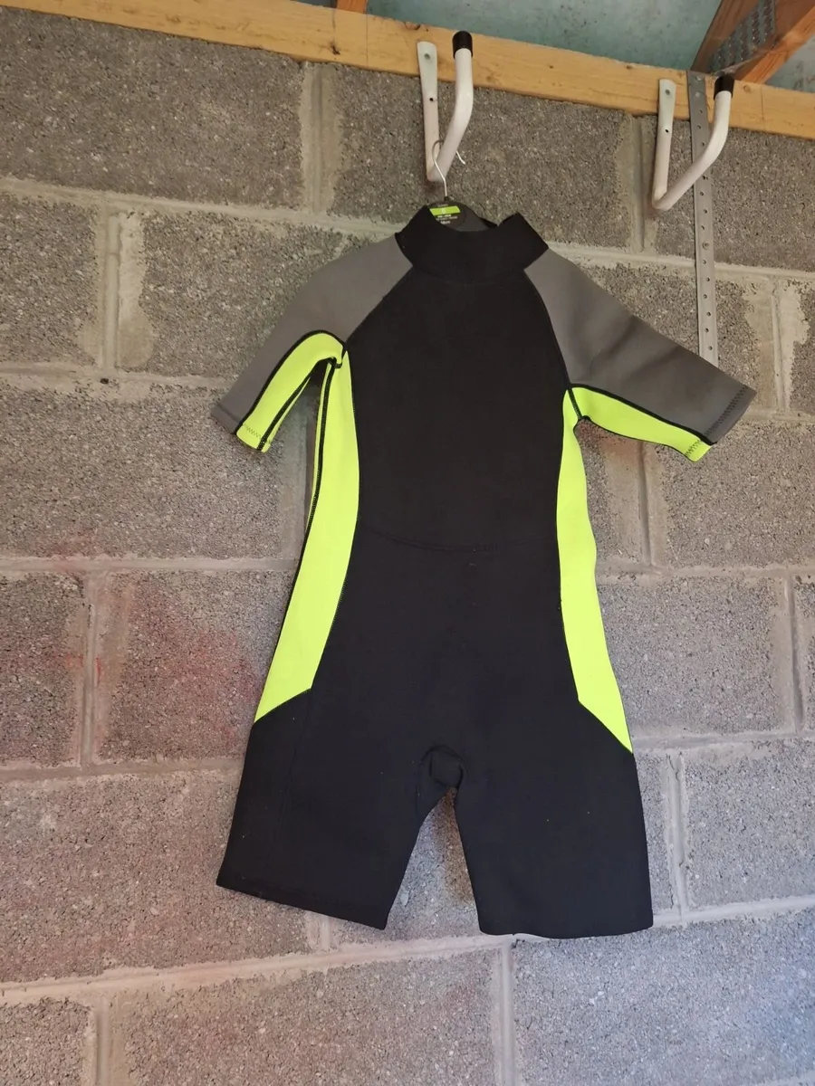 Wet suit