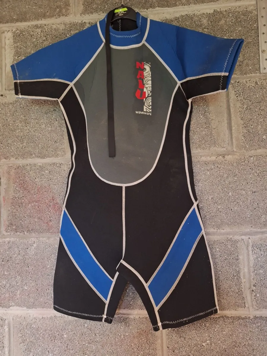 Wet suit