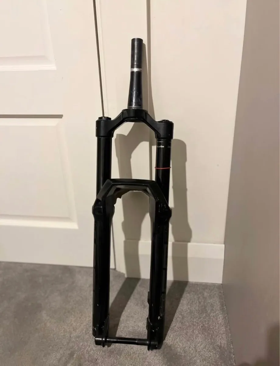 Rockshox zeb 170mm fork - Image 4