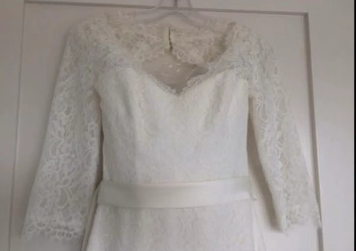 Wedding Dress UK 8 - Image 3