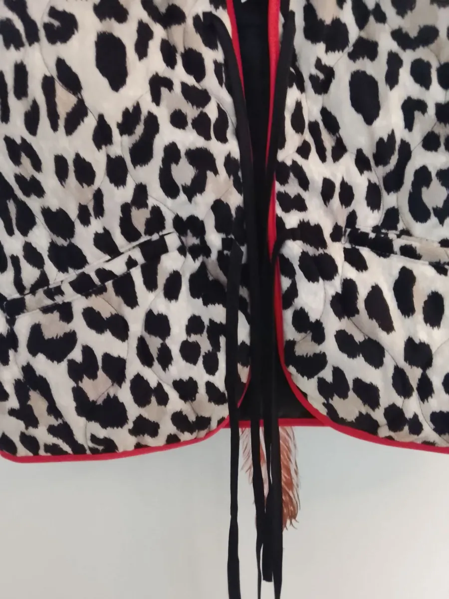 Brand new M Gilet - Image 2