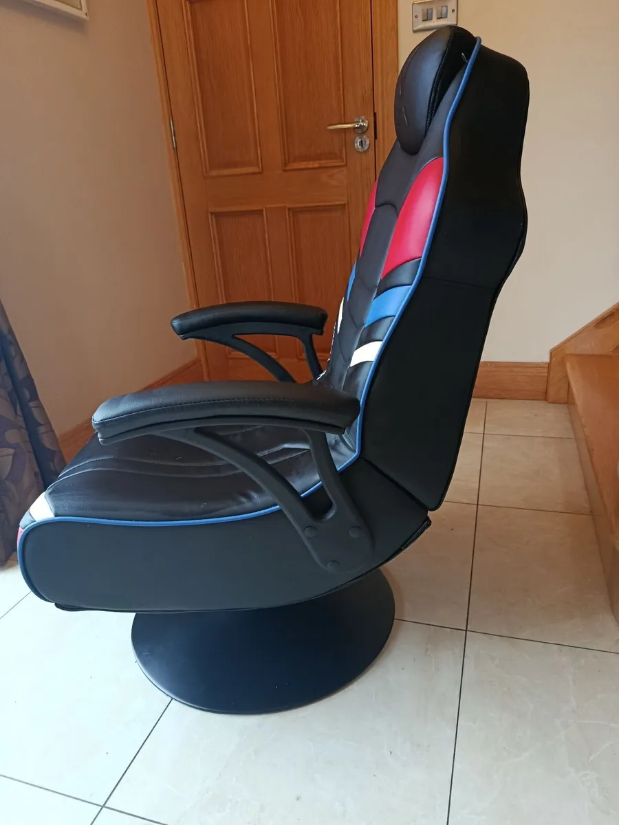 Gaming chair x rocker - Image 3