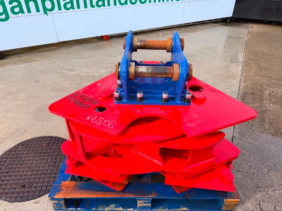 Brand New Hydraulic Tree Shear  65mm Pins  Heavy D - Image 3