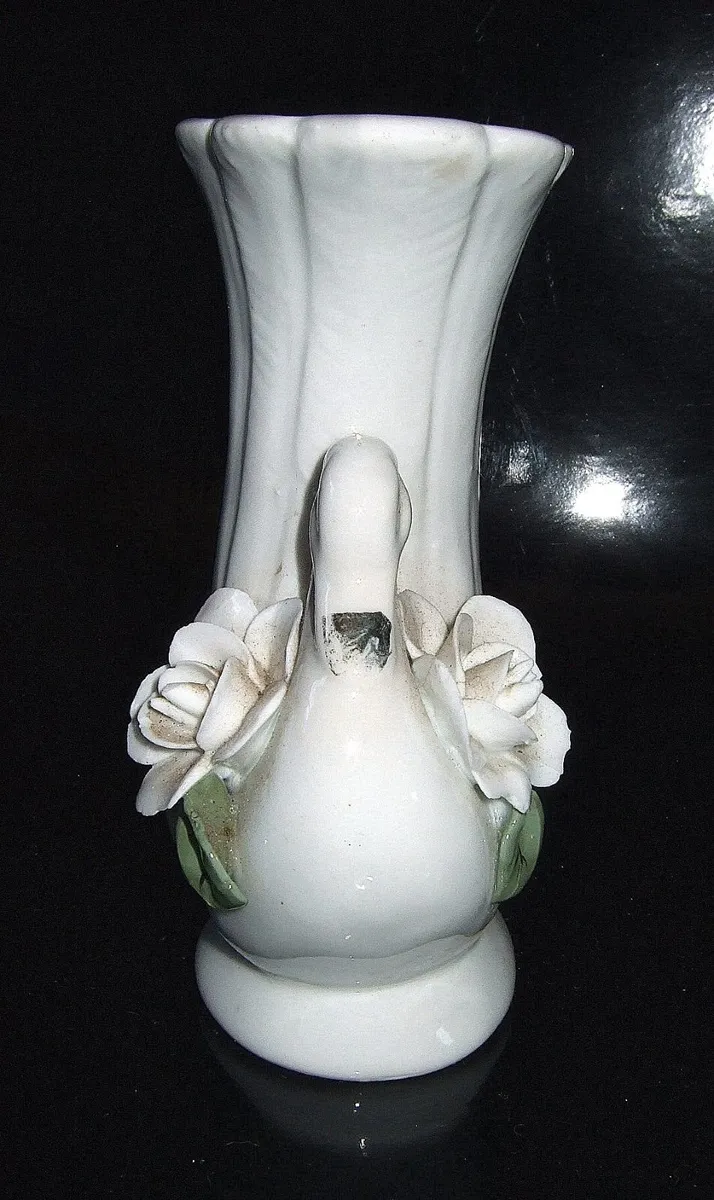 Vintage White Ceramic Swan Bud Vase with 3D Rose - Image 3