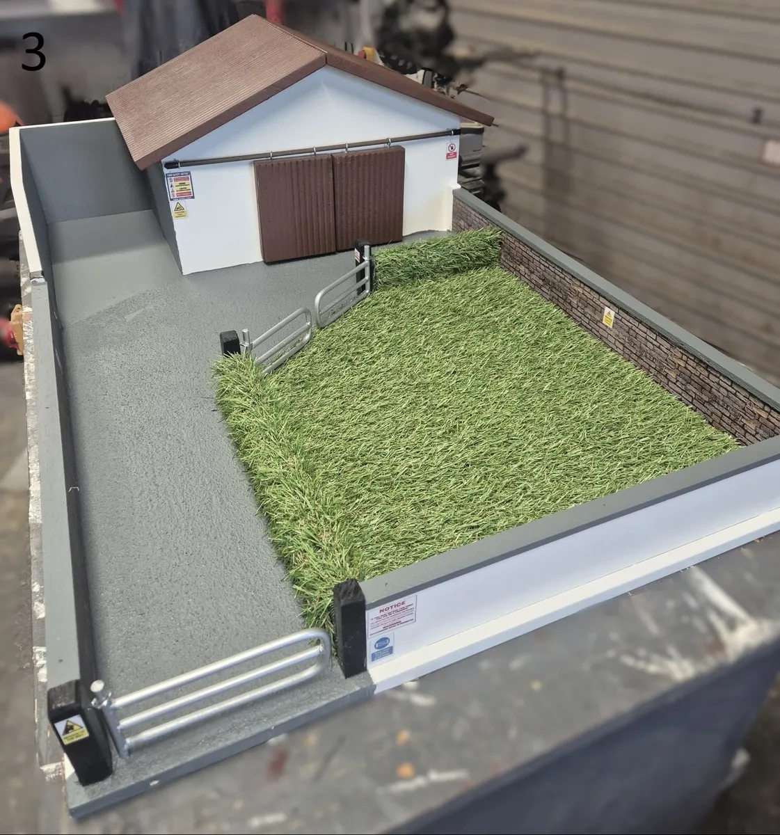 HANDCRAFTED MODEL FARM SETS - Image 4