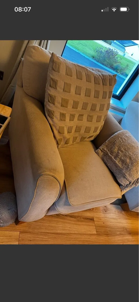 Sofa - Image 4