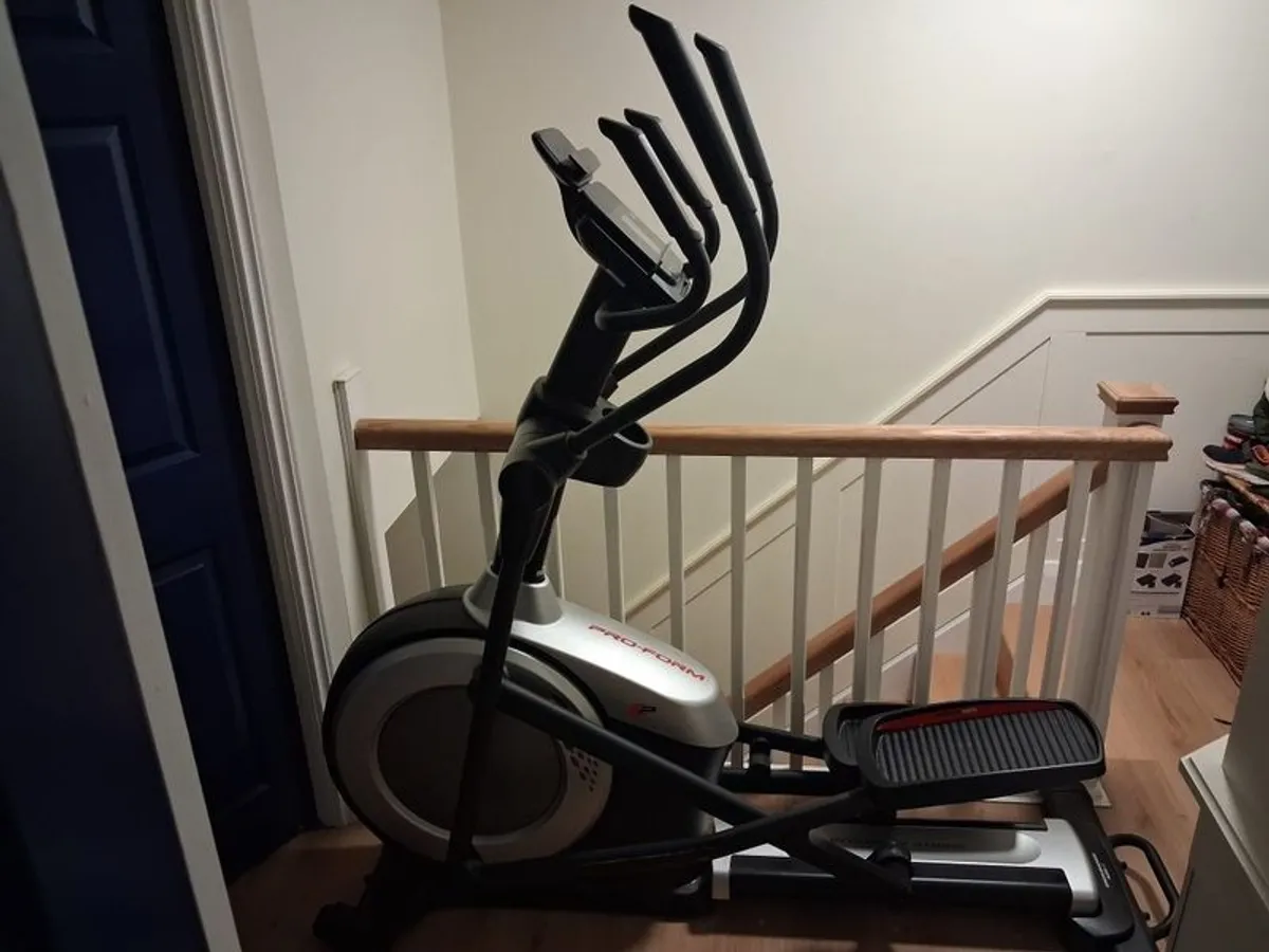 proform 420e crosstrainer - Image 3