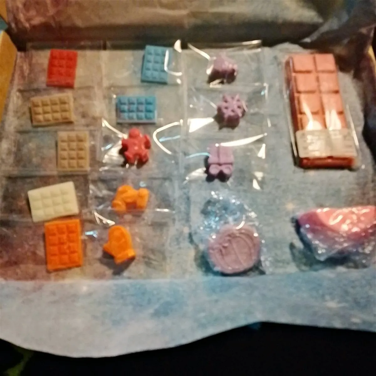 Wax melts and candles - Image 1