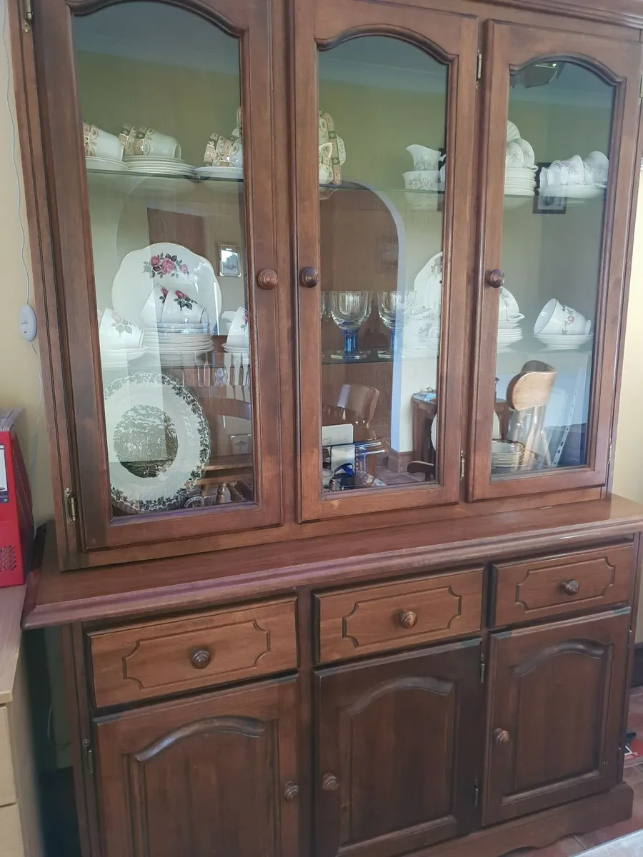 Kitchen Cabinet