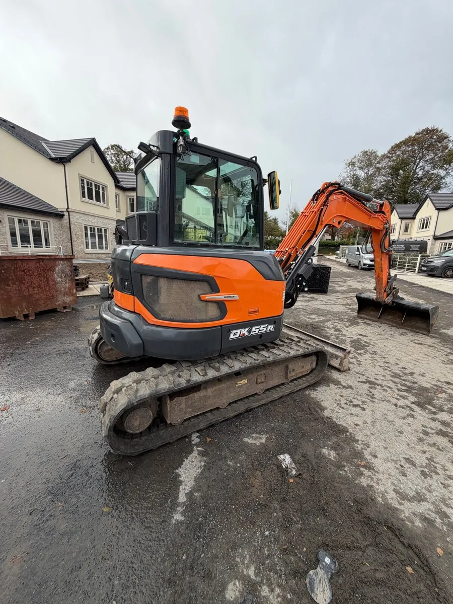 Excavator - Image 3