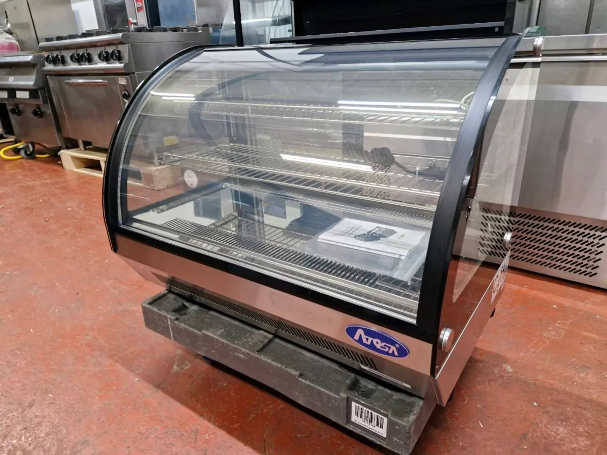 Atosa WSY125L Curved Counter Top Display Fridge - Image 1