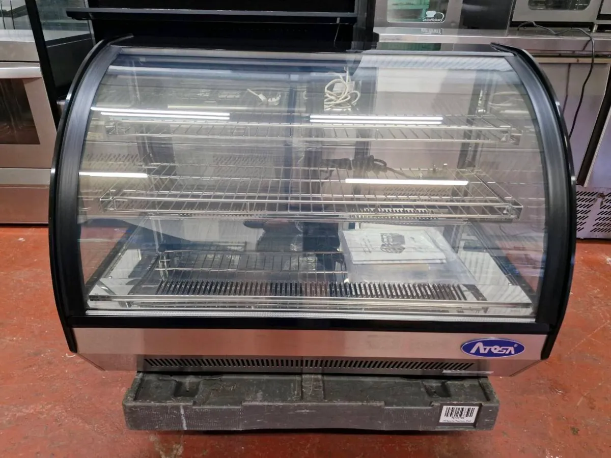 Atosa WSY125L Curved Counter Top Display Fridge - Image 2