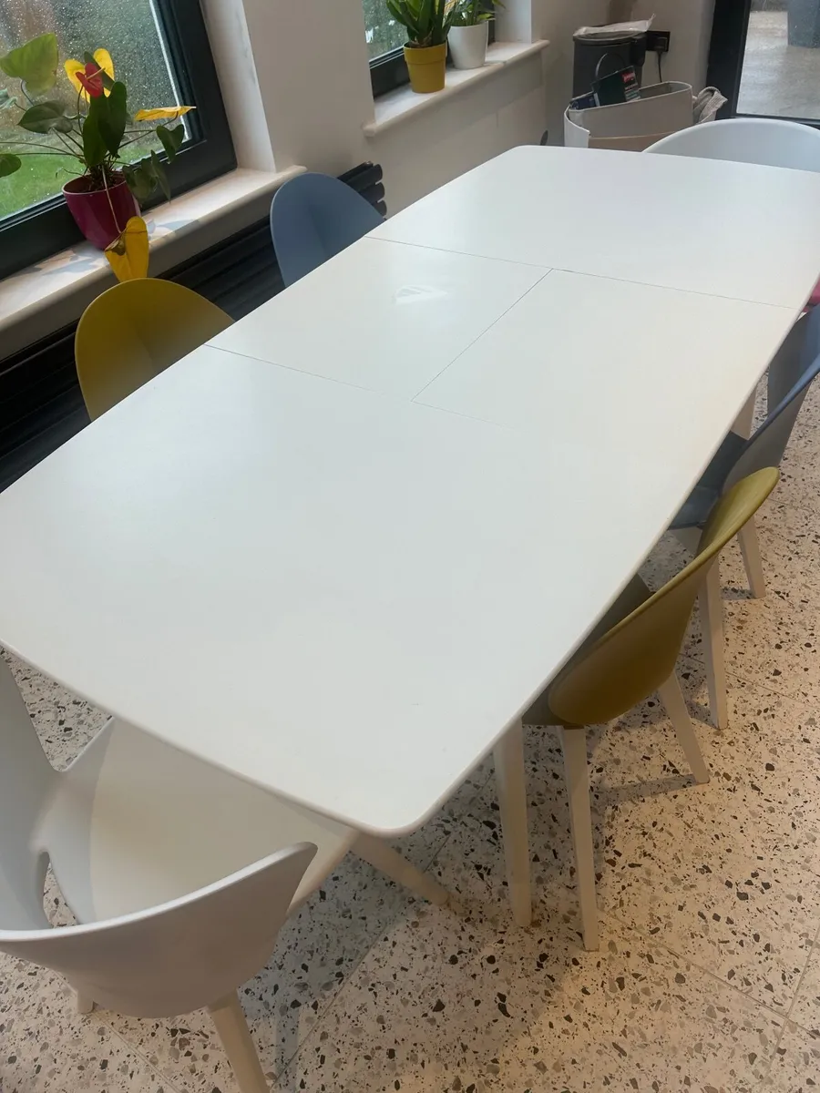 Dining Table and Chairs - Image 3